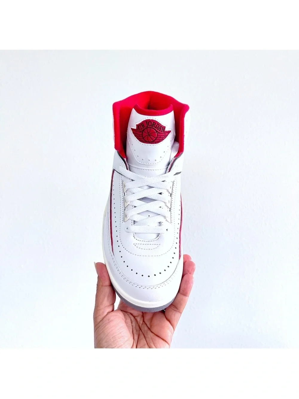 Nike Air Jordan 2 Retro High Christmas 6.5Y /  8 Women